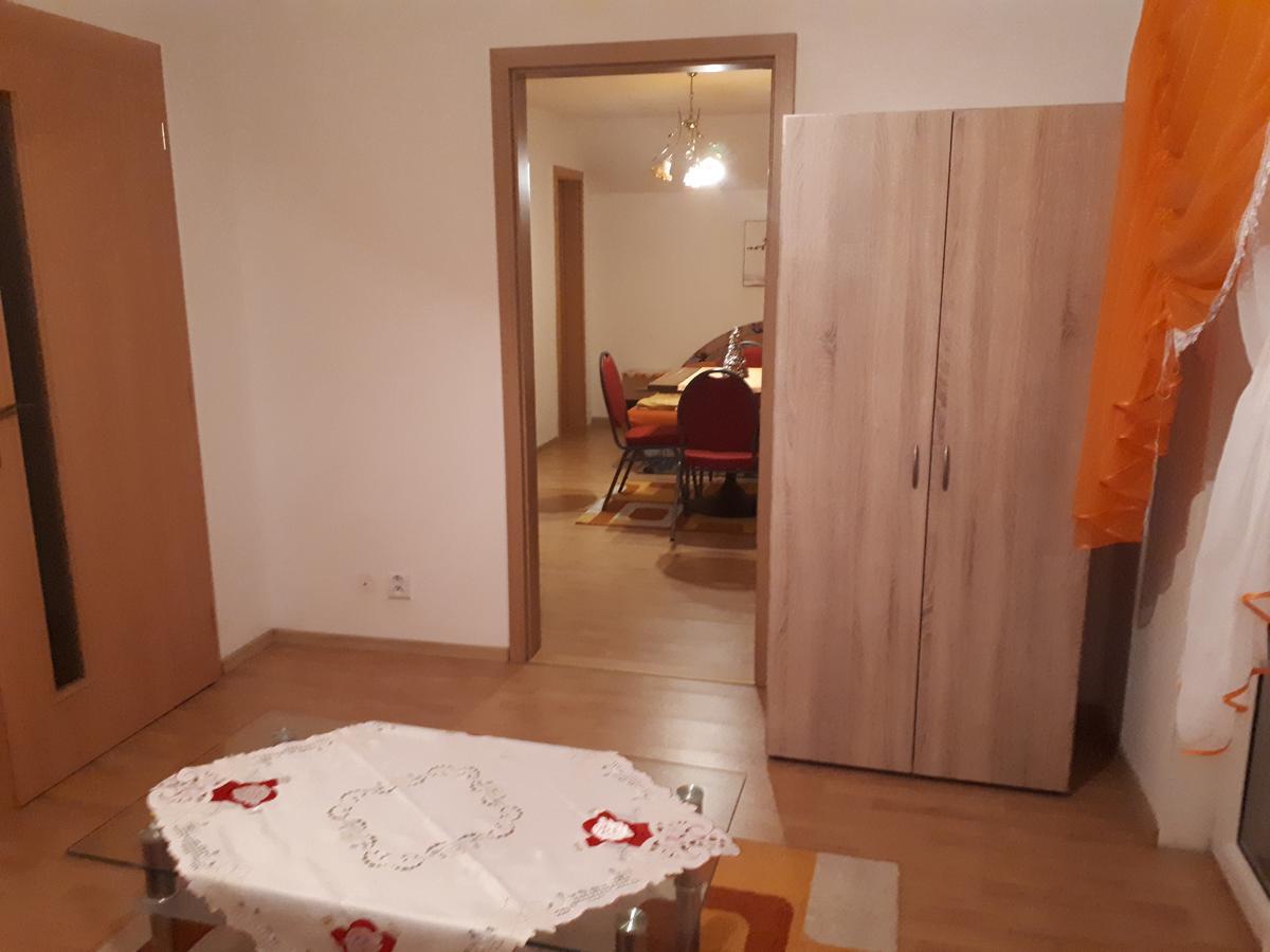 Homestay Renata Nova Lesna Exterior photo