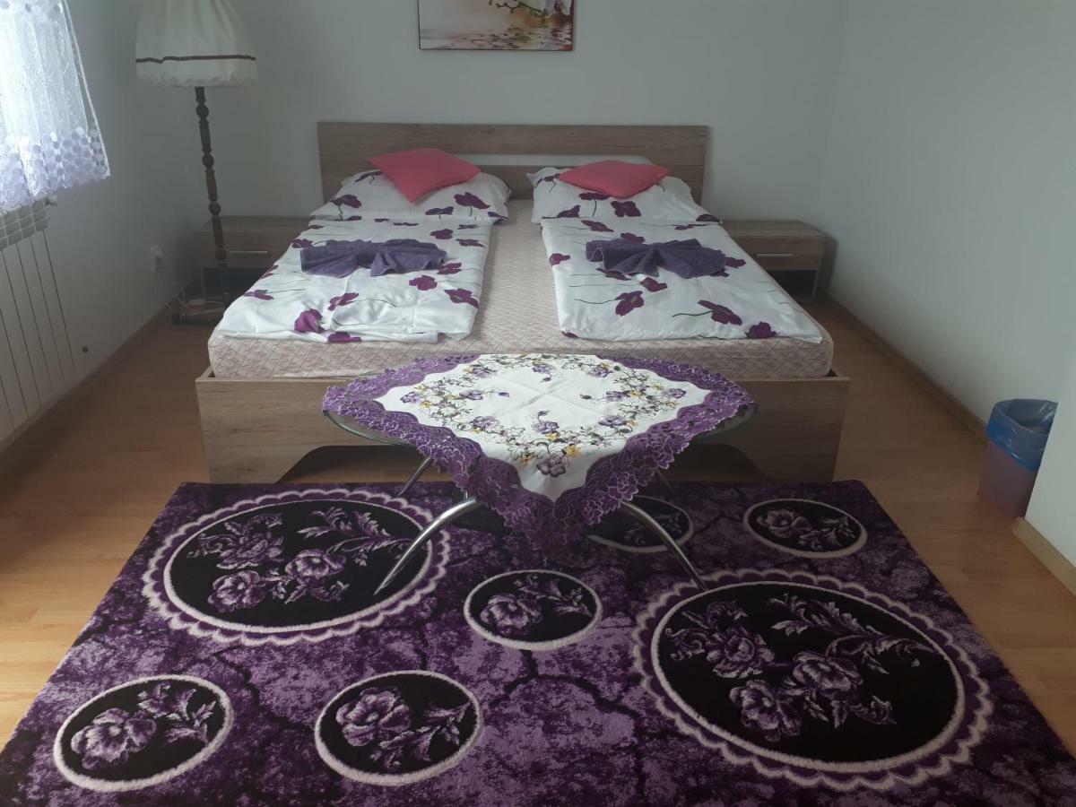 Homestay Renata Nova Lesna Exterior photo